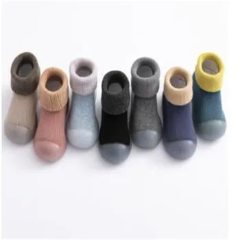 Новые утолщенные детские носки, обувь, зимние Супер Теплые ботинки для малышей, кроссовки для мальчиков и девочек, домашняя обувь для новорожденных, Напольная обувь, обувь