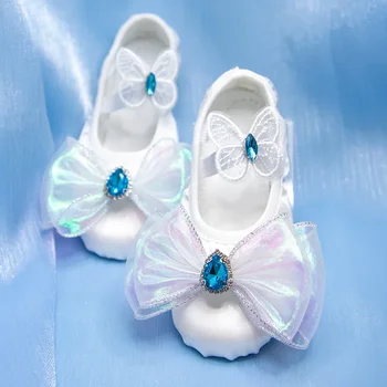 Мягкие балетные туфли с милым белым бантом, атласные для занятий танцами для девочек, идеально подходящие для выступлений девочек, туфли для девочек с бабочкой