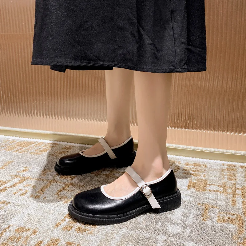 SDWK/ Маленькие Кожаные туфли в стиле ретро на плоской подошве 3,5 см, Женские Летние Универсальные туфли Mary Jane на низком каблуке с открытым Носком, Zapatos De Mujer Изображение 5