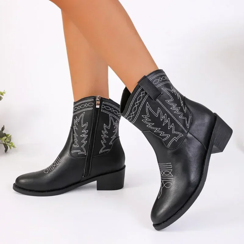 Женская зимняя классическая обувь 2023 года, женские ботильоны на молнии сбоку, женская обувь на квадратном каблуке с вышивкой, женские ботинки с вышивкой Изображение 5