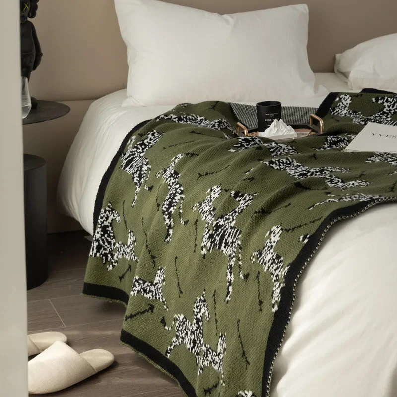 Новейшее вязаное одеяло в стиле Ретро, зеленое одеяло с зеброй, Скандинавские Декоративные одеяла для вязания, покрывало для кровати, покрывало для дивана, плотные пледы Изображение 1