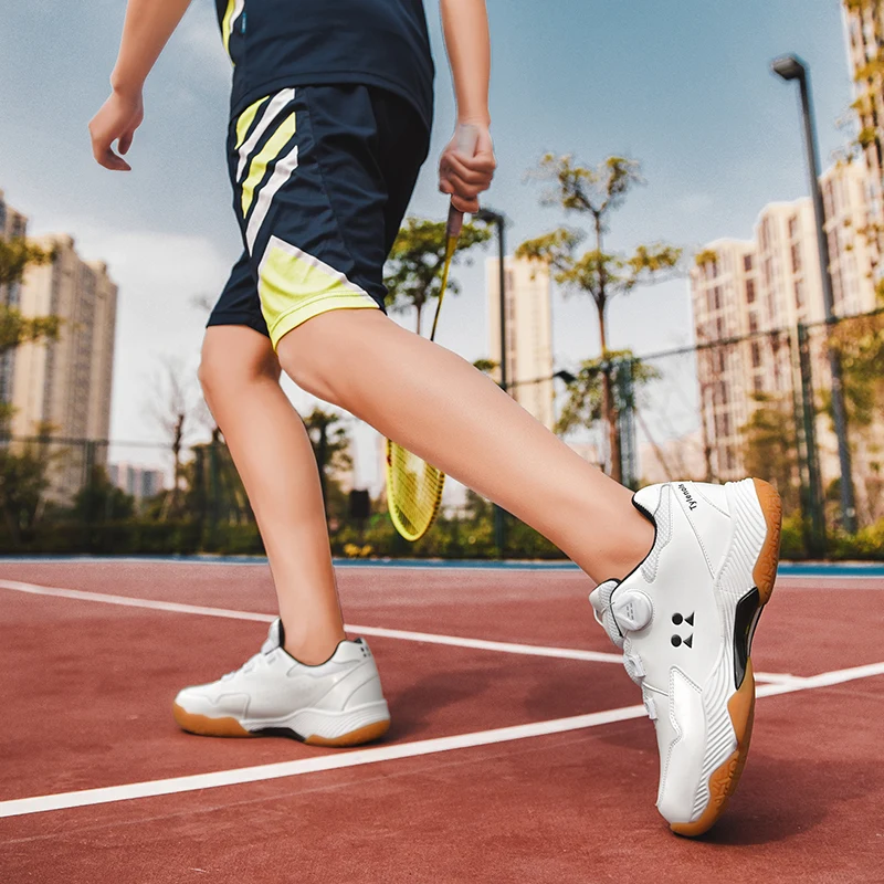 Новые профессиональные кроссовки для бадминтона, большие теннисные туфли 35-46, нескользящие, легкие кроссовки для бадминтона, мужская спортивная обувь для волейбола. Изображение 3