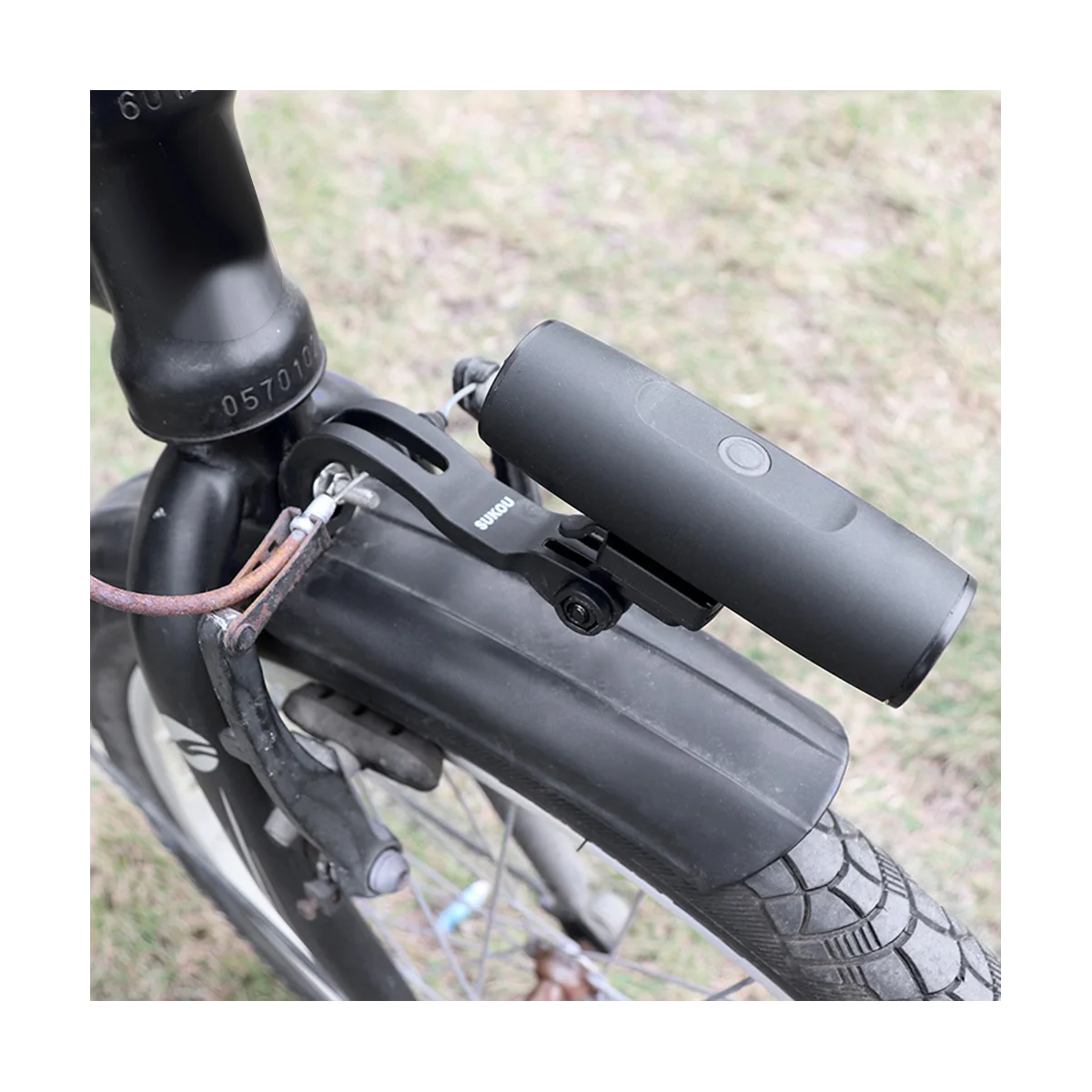 Передняя вилка велосипеда SUKOU, держатель фонаря для XOSS Xl400, фонарик для GOPRO, пластиковый кронштейн для Brompton Изображение 4