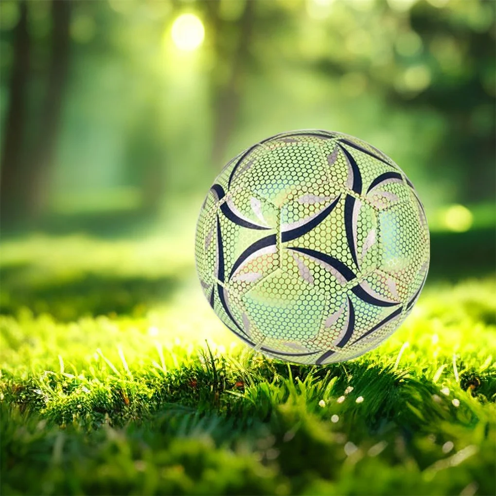 Светящийся футбольный мяч из искусственной кожи с модным рисунком для ночных тренировок Стандартный размер для футбольных тренировок Изображение 4